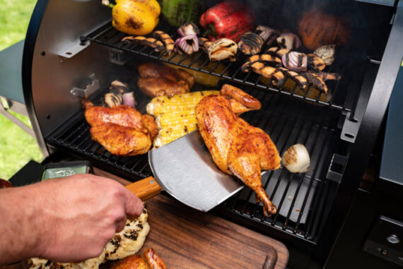 Traeger BBQ Spatula XXL Wender - Image 3